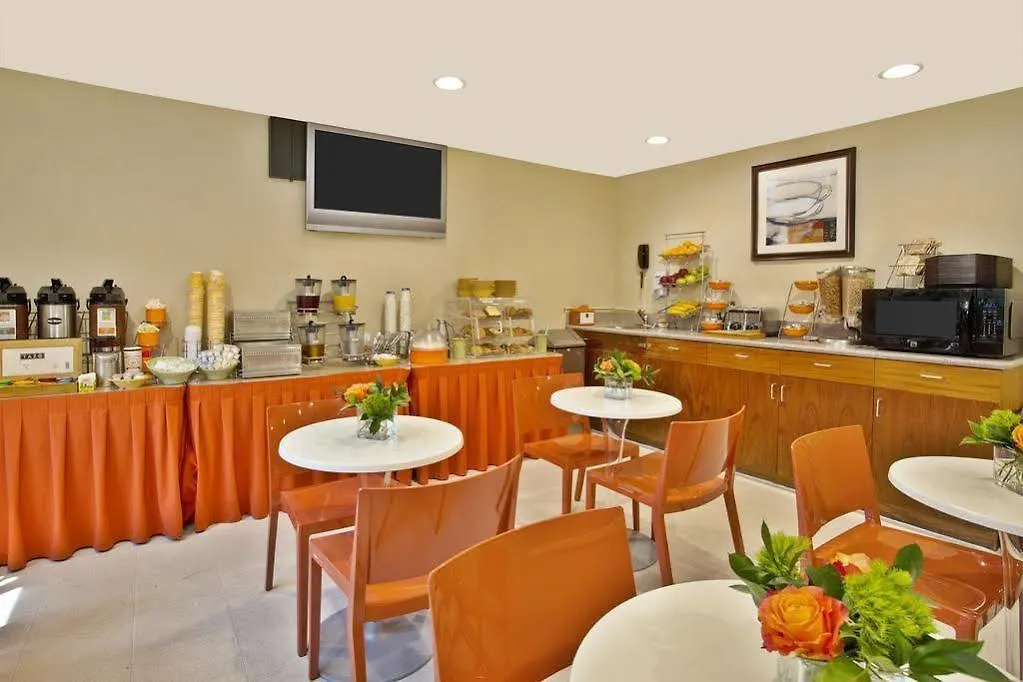 ****  Hotel Le Jolie New York United States